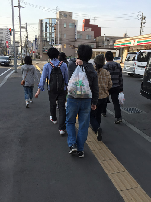 2015-04-26-05